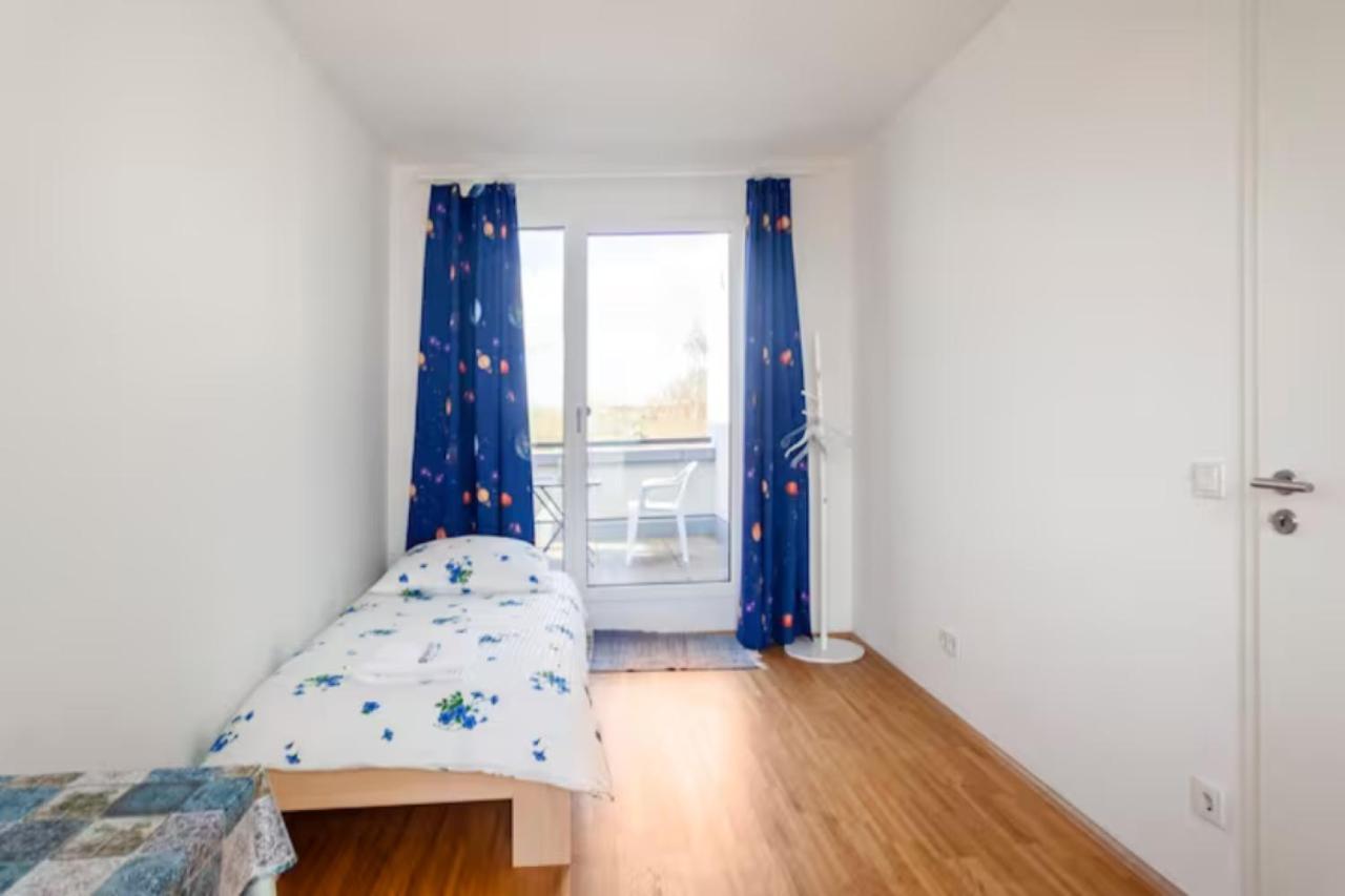 Privatzimmer Mit Balkon-Richtung Messe Hannover Exterior foto