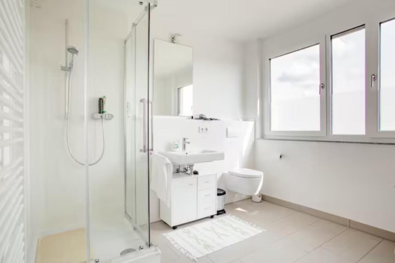 Privatzimmer Mit Balkon-Richtung Messe Hannover Exterior foto