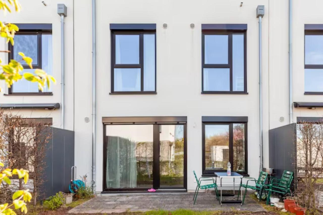 Privatzimmer Mit Balkon-Richtung Messe Hannover Exterior foto